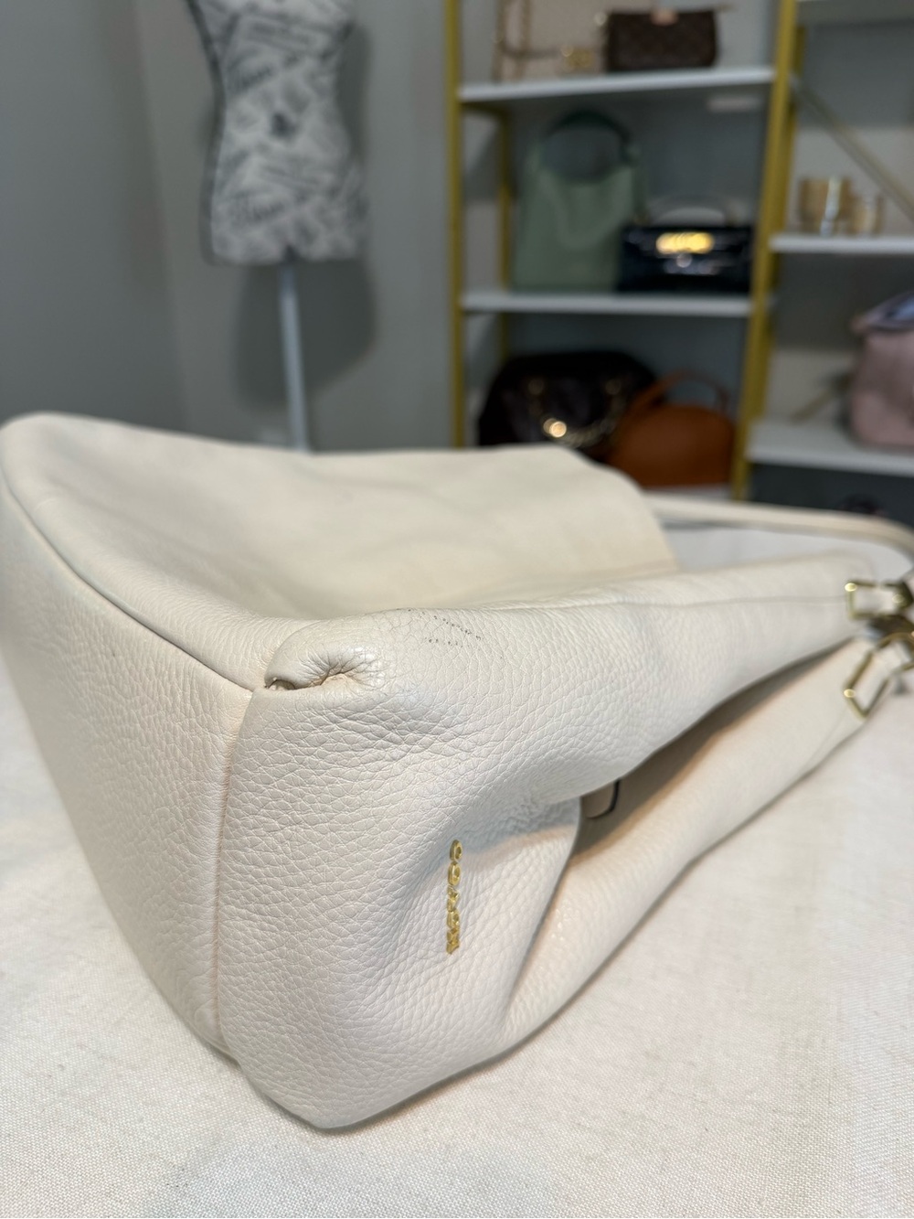 Coach Madison Elegant Cream Leather Shoulder Bag with Scarf Accent - Picture 8 of 16